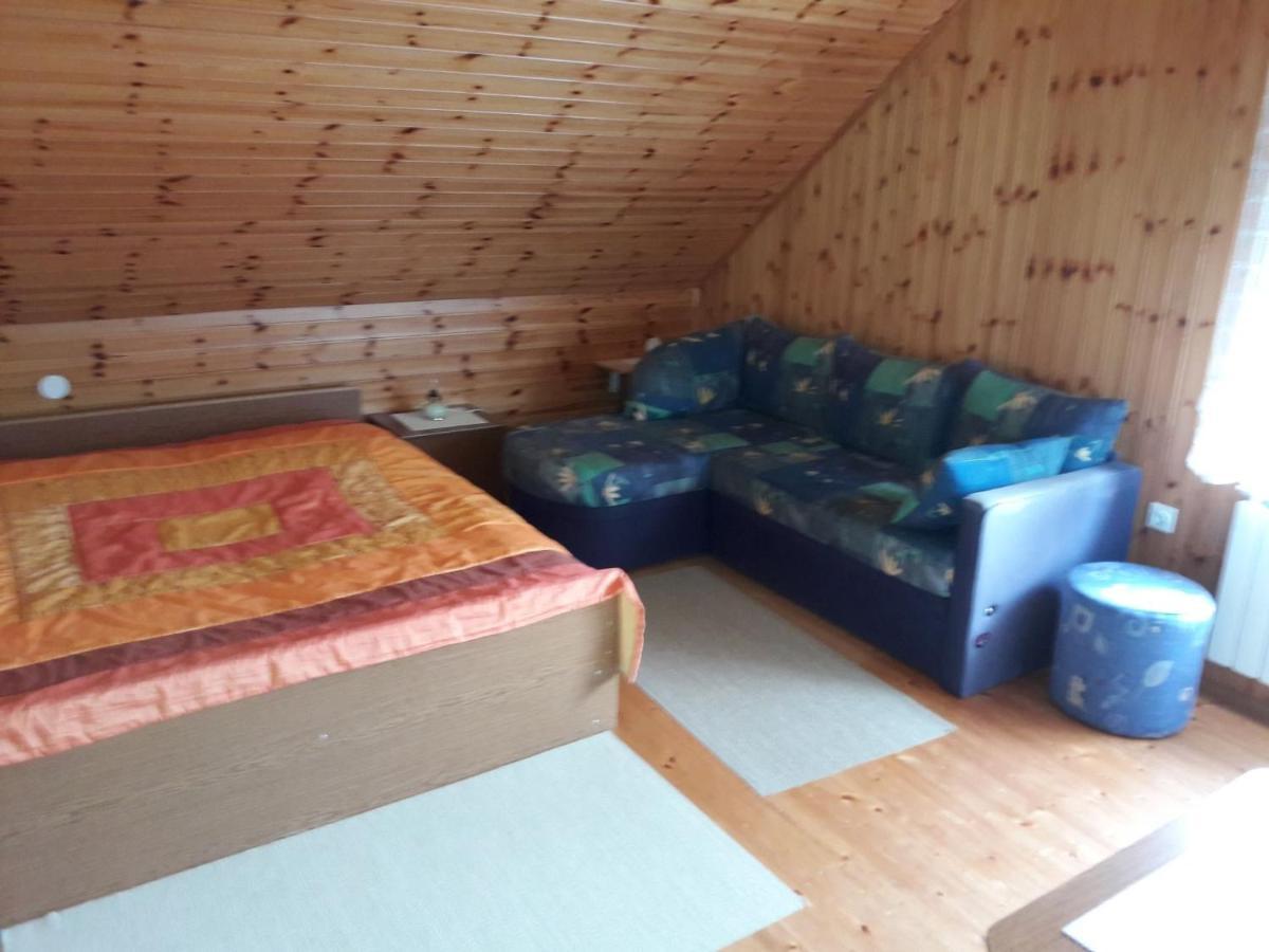 Apartments Rozi Бовец Екстер'єр фото