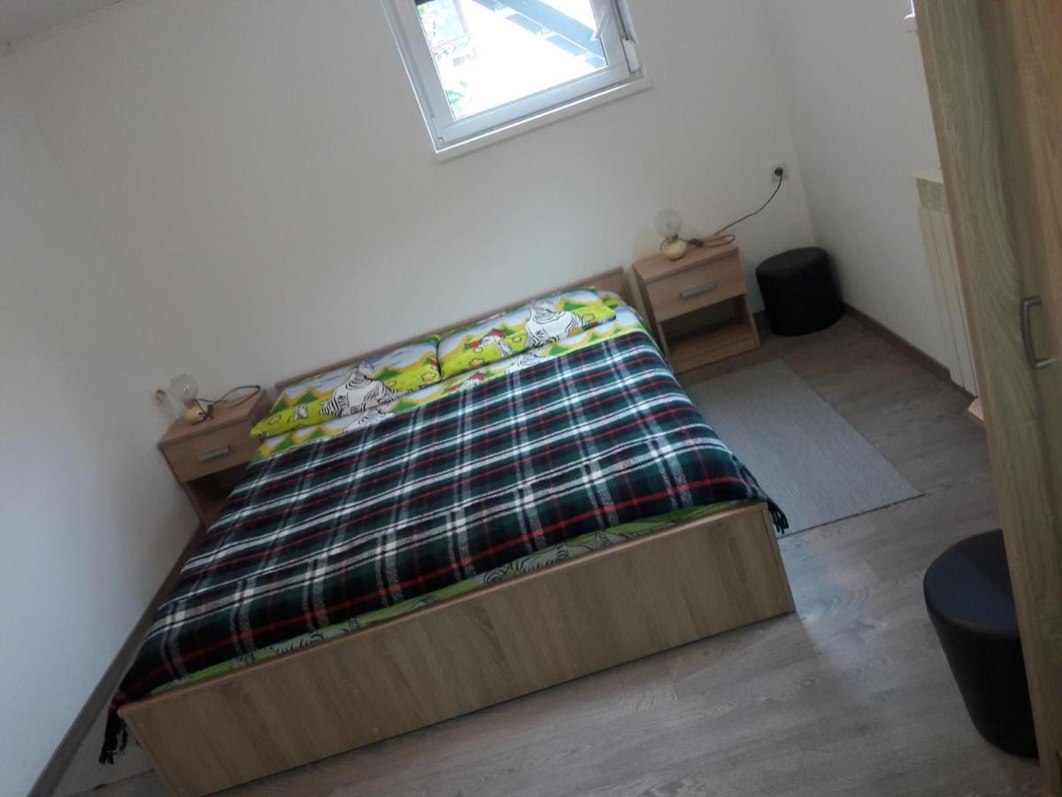 Apartments Rozi Бовец Екстер'єр фото